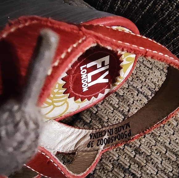 FLY London Multi-strap Wedge Sandals Lace Up Women's Size 39 Red Yito Very Clean - Picture 5 of 7